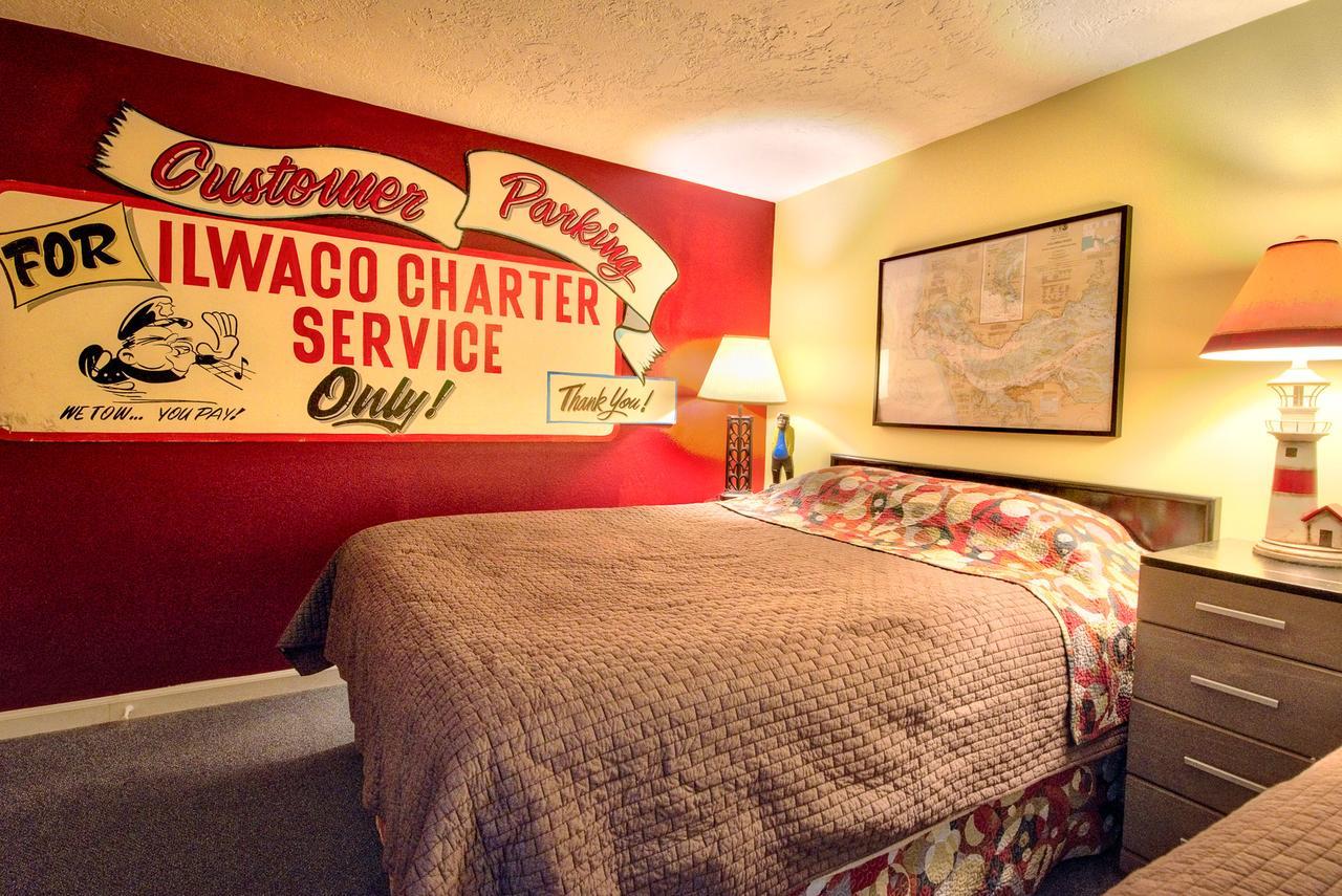 Sandy Cove Inn Seaside Bagian luar foto