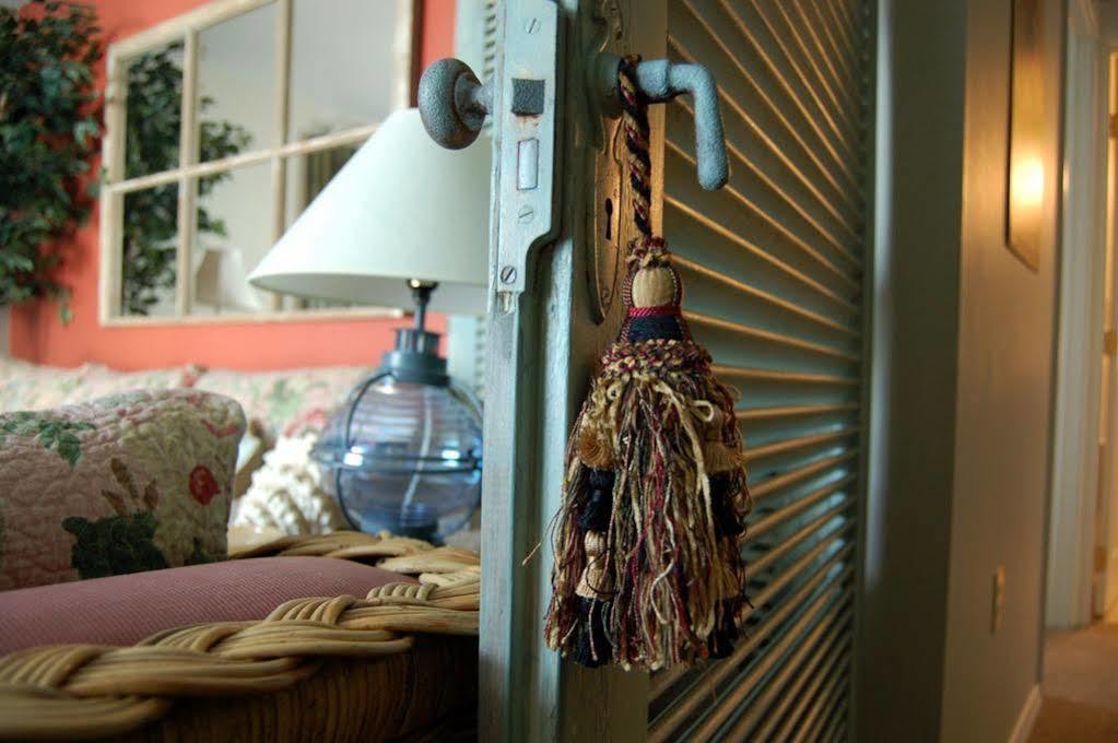 Sandy Cove Inn Seaside Bagian luar foto